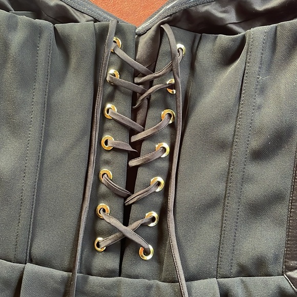 Strapless Flair Top - Picture 3 of 5